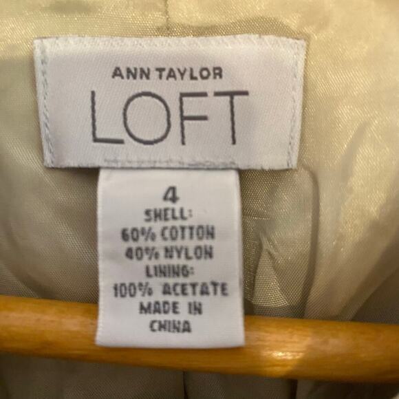 Loft Tan Long Button Up Lightweight Trench Coat Classic Work Size 4 - Picture 2 of 14